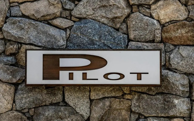 Pilot 01 Chalet