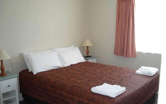Southport Motel & Apartments