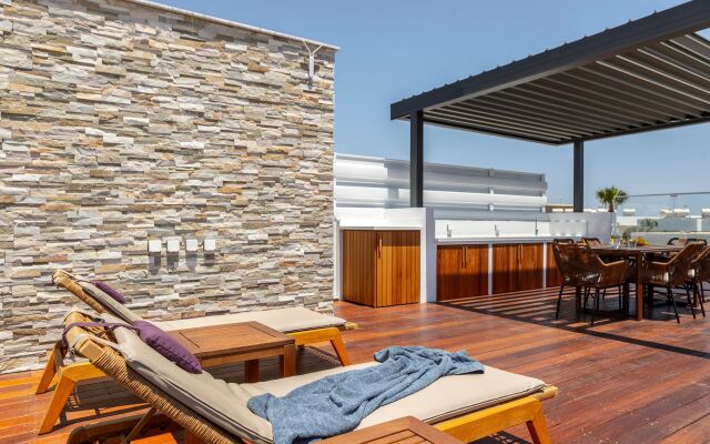 Louis Chris Le Mare Gold Luxury Villa