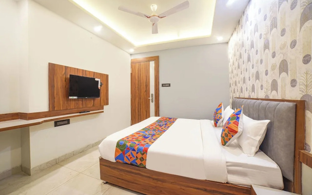 Fabhotel Bliss Residency