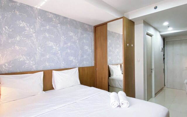 Good And Comfy Studio At Azalea Suites Apartment