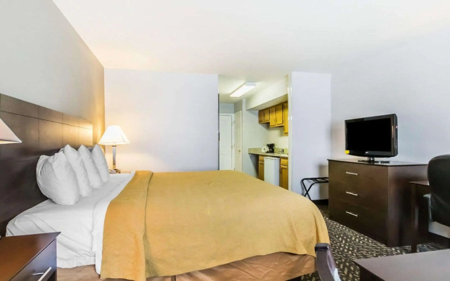Quality Inn & Suites University/Airport