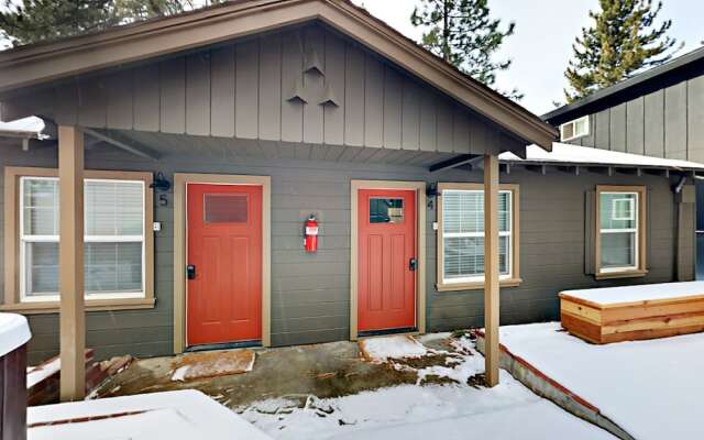 4093 Manzanita Ave Cabin Unit 5