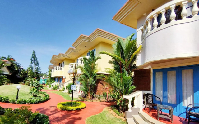 Coconut Grove Beach Resort