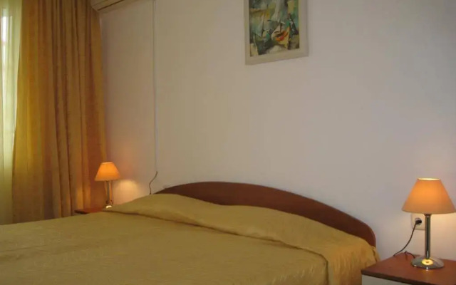 Hotel Lotos