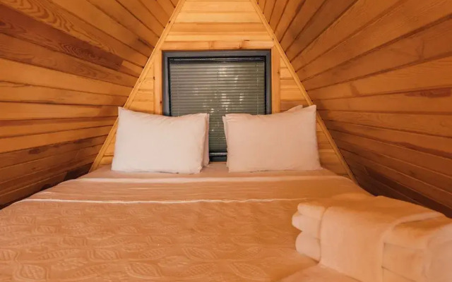 Sapanca Casamia Suit