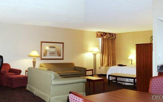 Holiday Inn Express Worcester