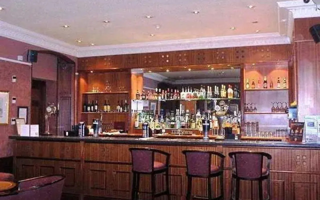 Ellersly House