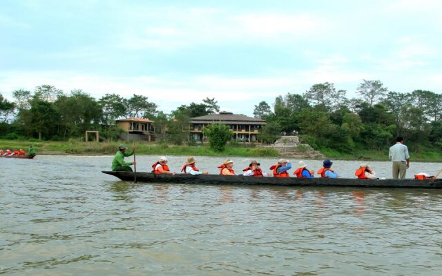 Jungle Villa Resort