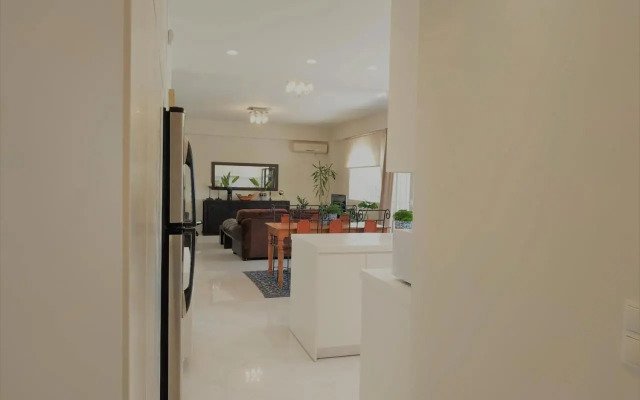 Luxury Garden Apartment Glyfada