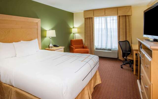 La Quinta Inn & Suites by Wyndham Rochester Mayo Clinic S