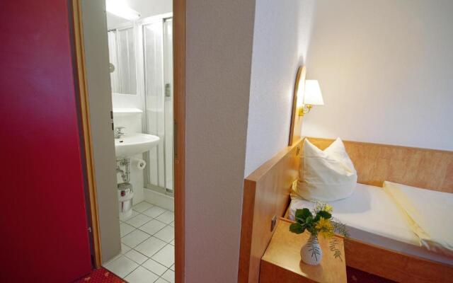 AVALON Hotelpark Königshof