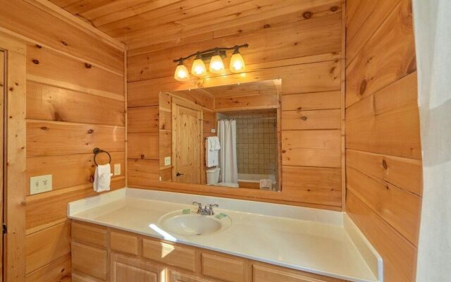 Smoky Mountain Serenity Apartment 3