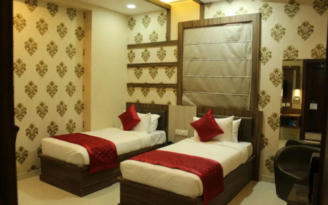 Hotel Uday Palace