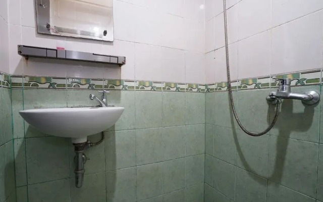 OYO 2255 Hotel Triantama