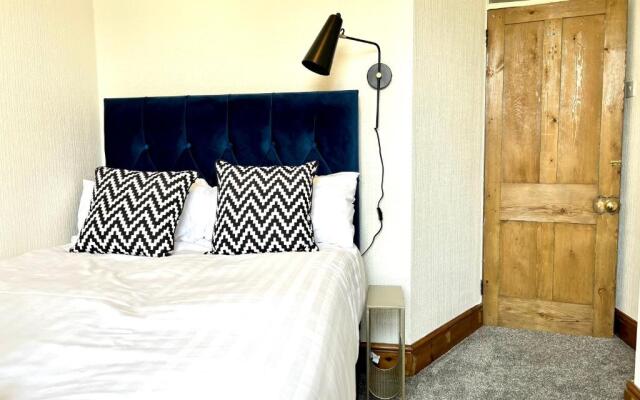 Whitchurch House by Switchback Stays