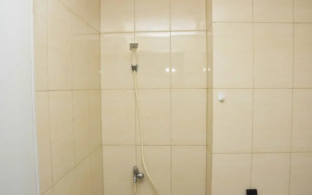 Cozy And Strategic Studio At Bassura City Apartment