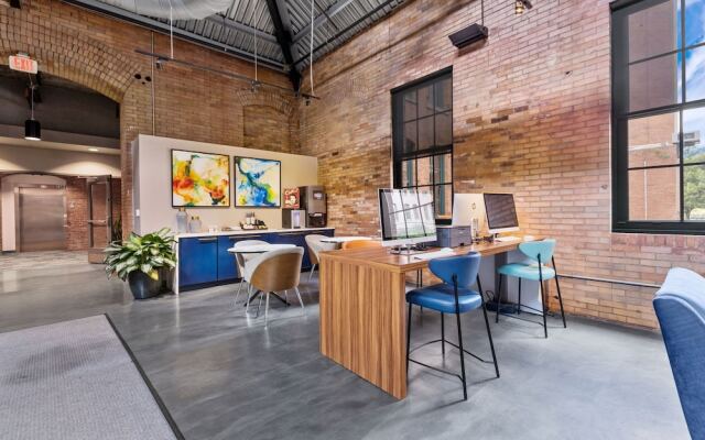 Historic Loft Retreat With Pool