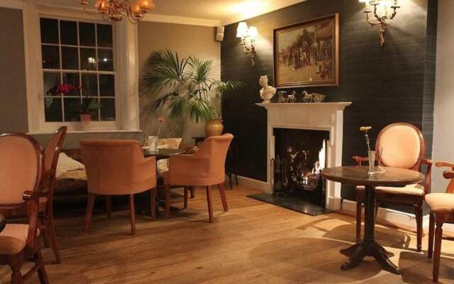Godstone Hotel