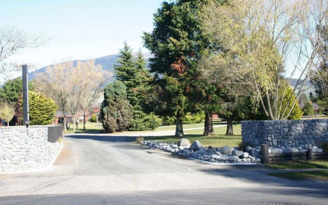 Parklands Motorlodge