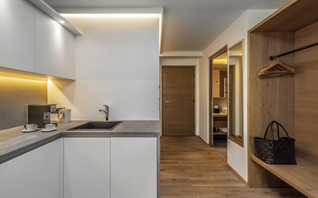 Maraias SRL