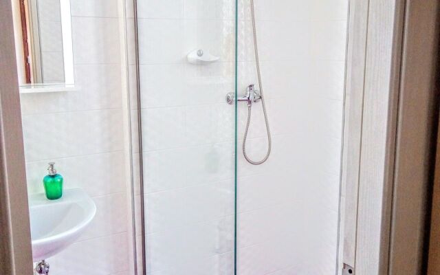 Central Guesthouse Bucharest - Adults Only