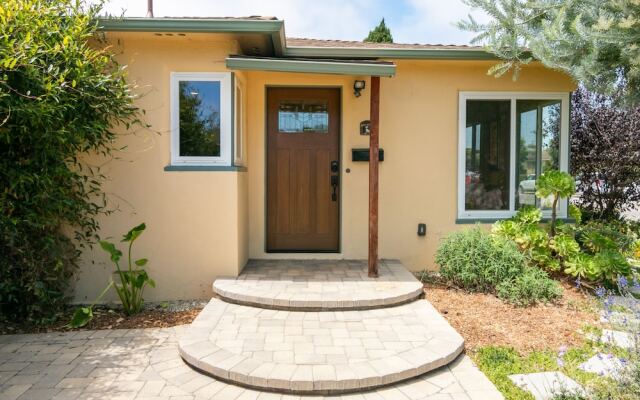 3772 Ventura - 1 Bedroom Duplex