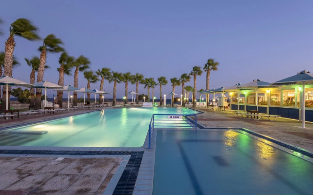 Mammis Beach Hotel