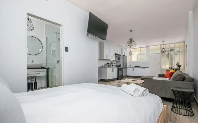 116 Illovo Mews Studio
