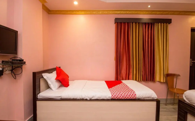 Moon Light Hotel