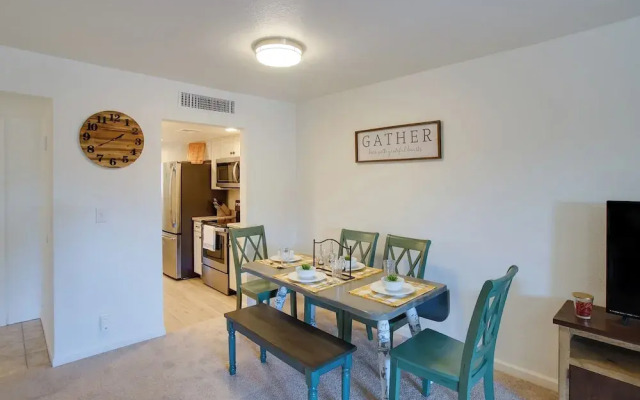 Phoenix Home: Golf, Hike, & Explore Downtown!