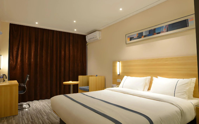 City Comfort Inn Huanggang Qichun Exhibition Center