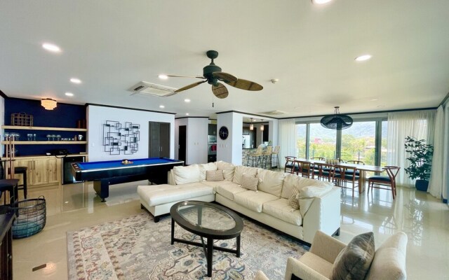 Ocean View, Luxury Penthouse at Diamonte del Sol 702N by RedAwning