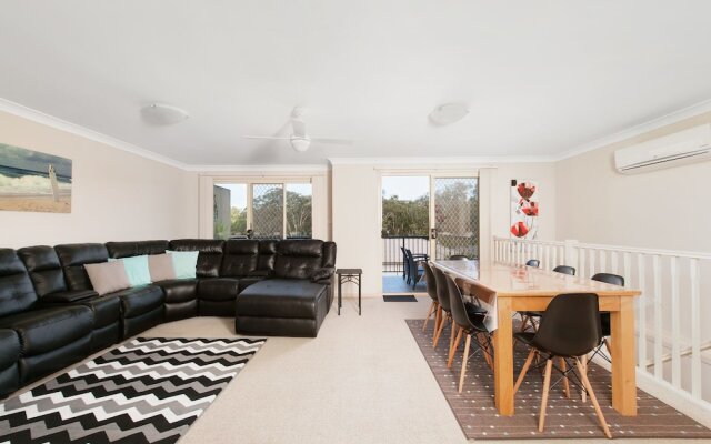 Lagoons Circuit, 24 Lagoons Estate