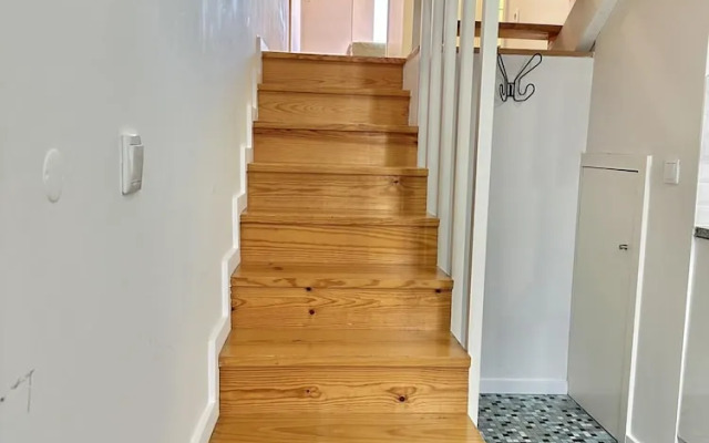 Youropo - Typical House 3