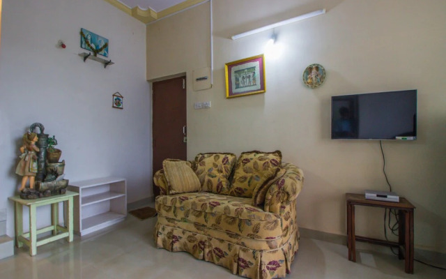 OYO 15934 Home Traditional 3BHK Bainguinim