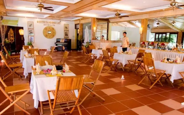 White Sand Doclet Resort And Spa