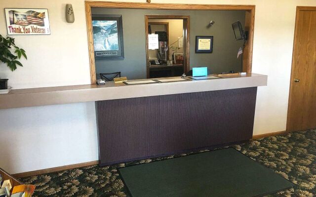Motel 6 Concordia, MO