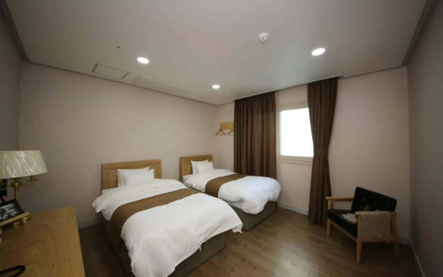 Hotel Aroha