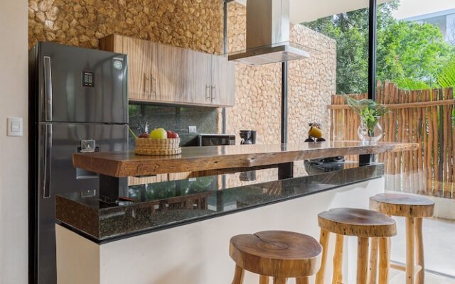 Luxury 2 Bedroom Suite Private Pool TL01
