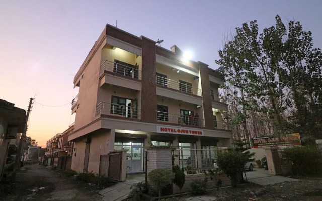 OYO 24199 Hotel Ojus Tower