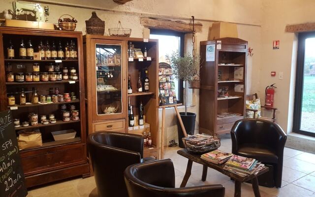 Le Village Toue des Demoiselles - Slowmoov