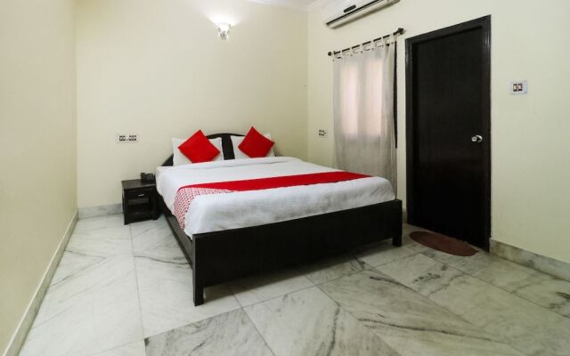 Oyo 28326 Hotel Siddhi Vinayak