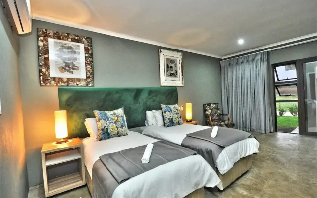 Hibon Lodge