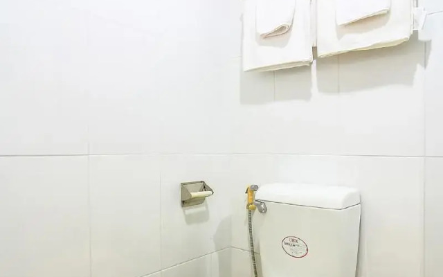 OYO 383 White inn hotel