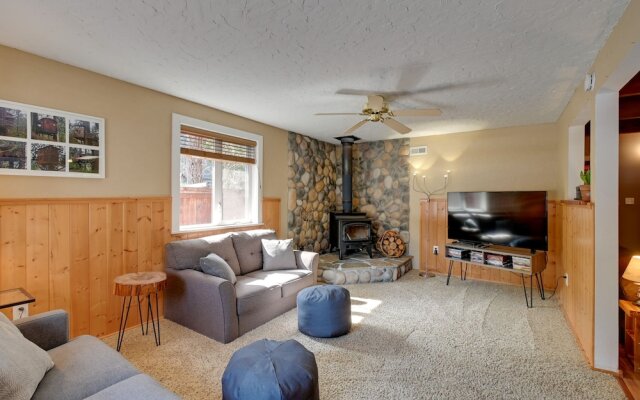 Cozy Ashford Home - 5 Mi to Rainier Nat'l Park!