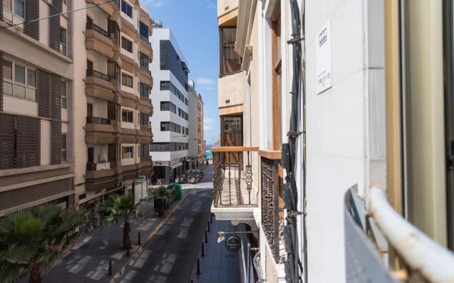 MCD Carlos Family House