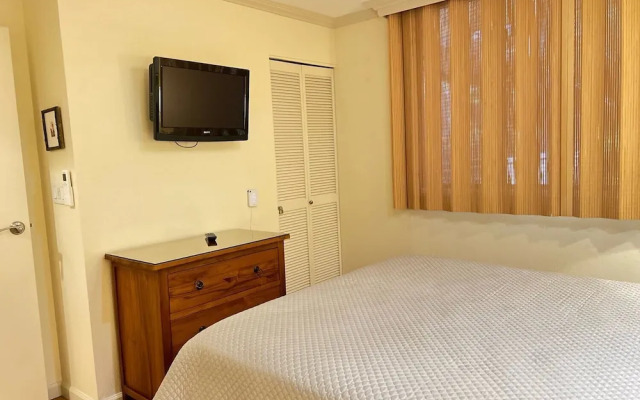 Country Club Villas Golf, A/C & Oceanview