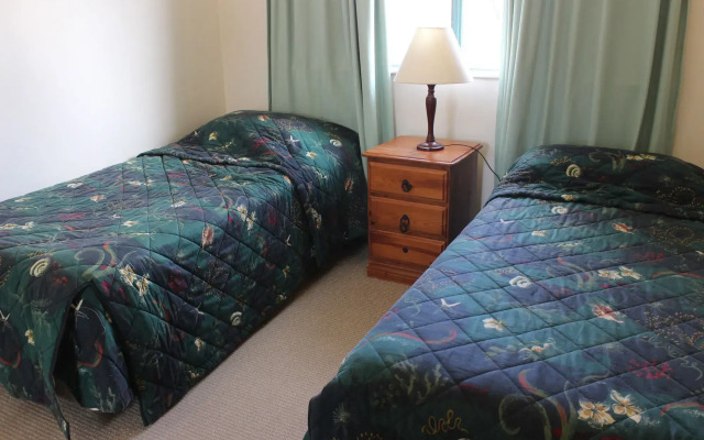 Currumbin Sands Holiday Apartments