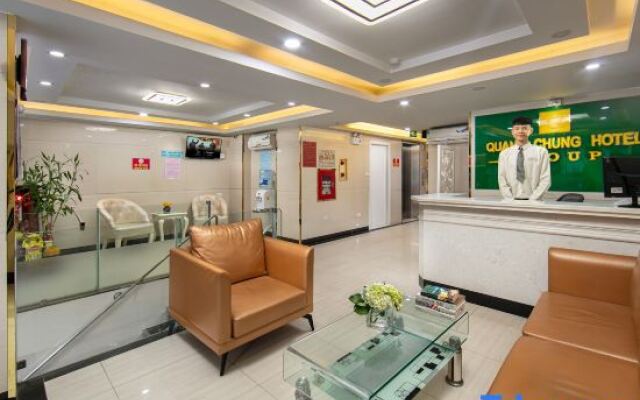 RedDoorz Plus Nhan Hoa Hotel